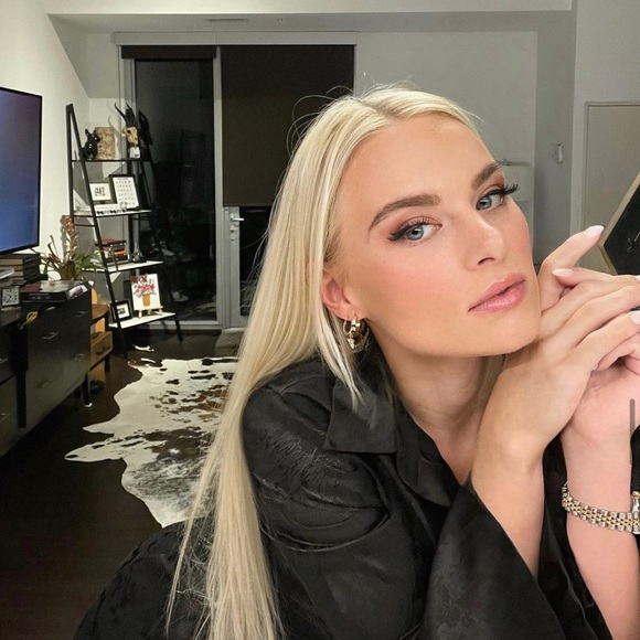 Meet your Posher, ILov - Picture 9 of 16